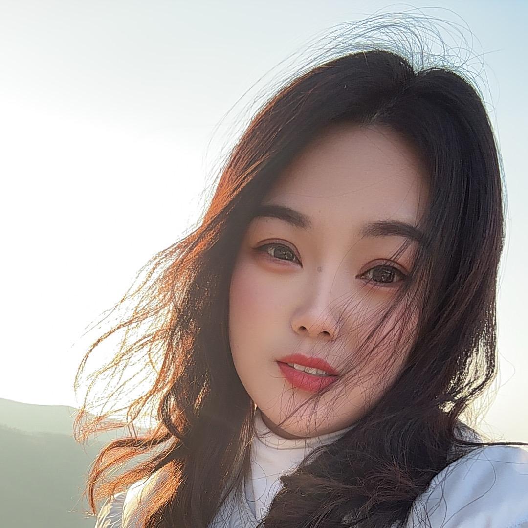 杨妞