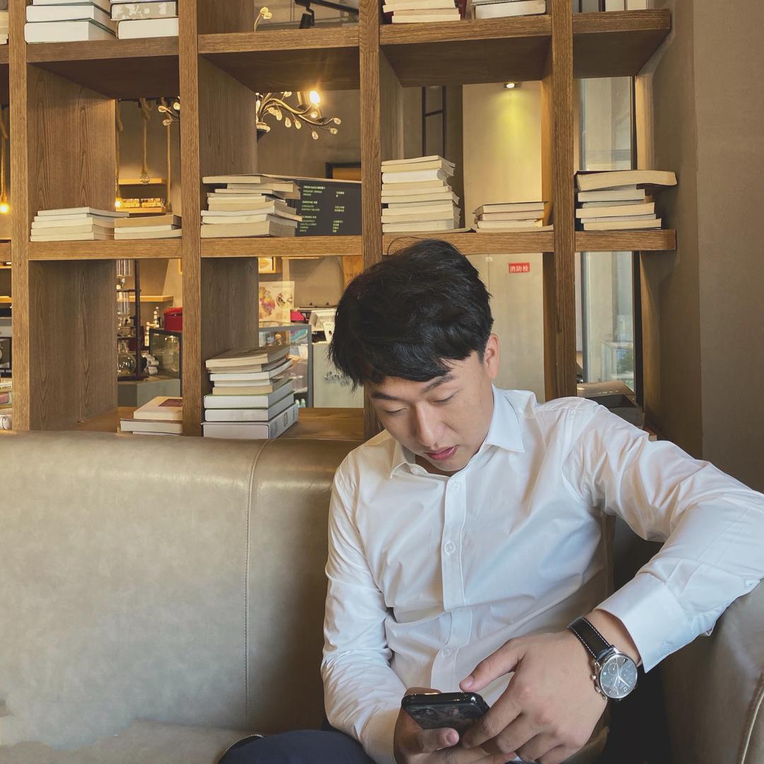 杨博文（努力自律中）