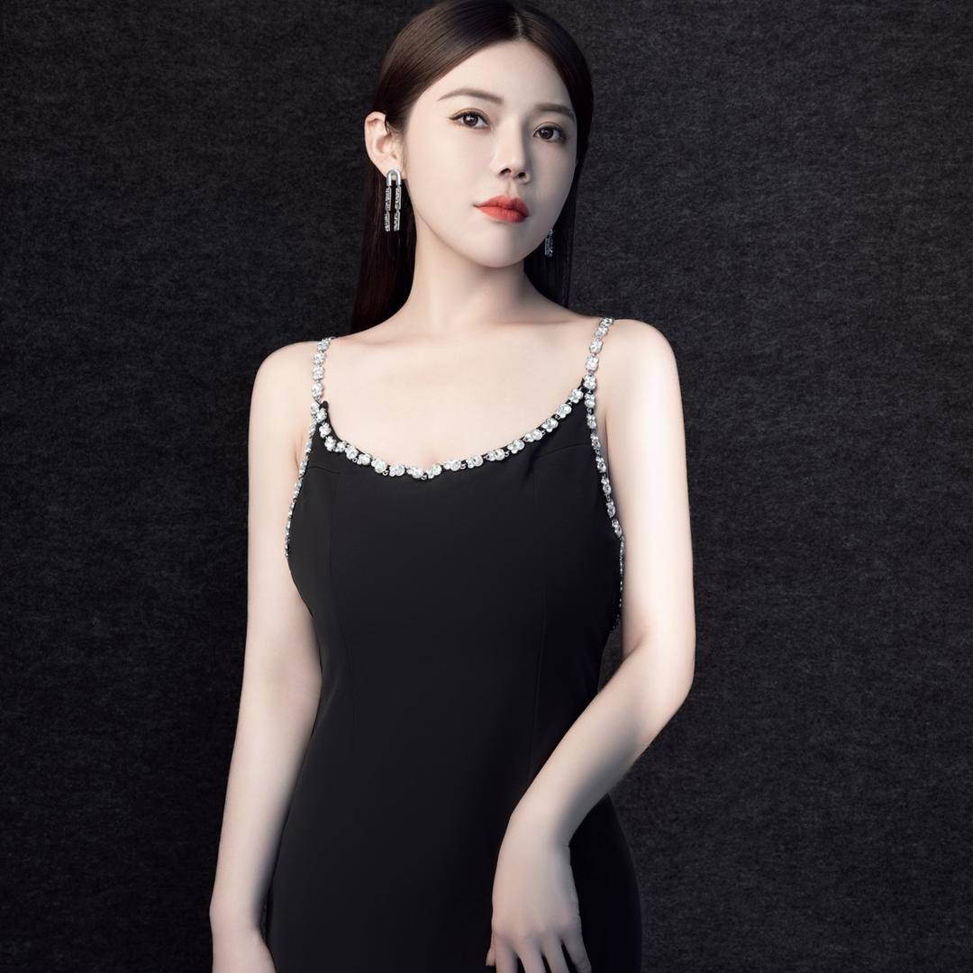 龙湖纹眉美甲美睫