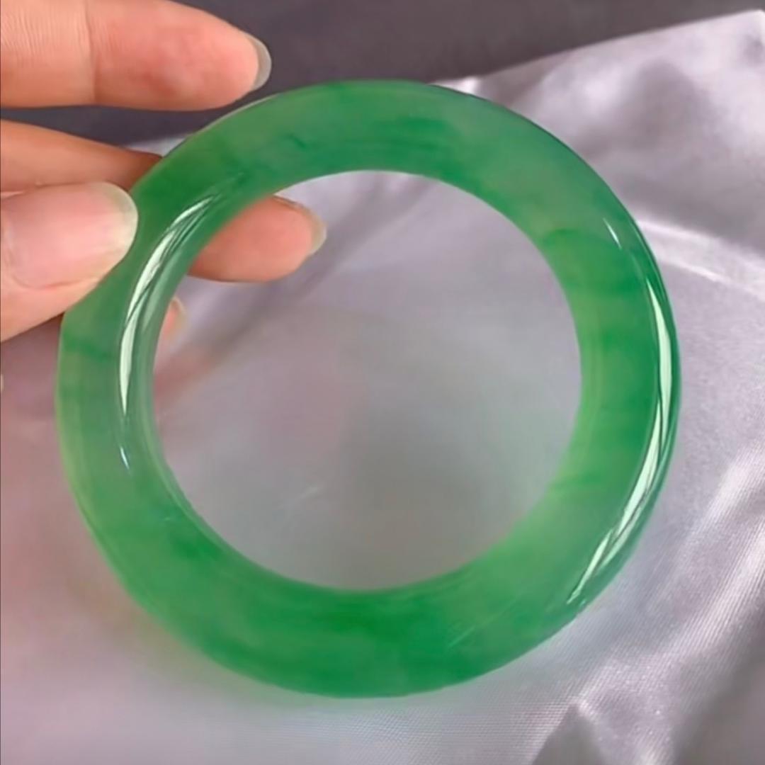 翠满满珠宝甄选