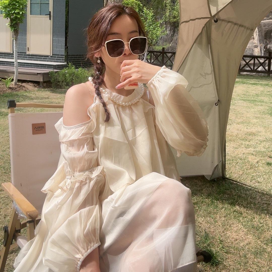 是莎莎呀❣️（努力搓指甲中）