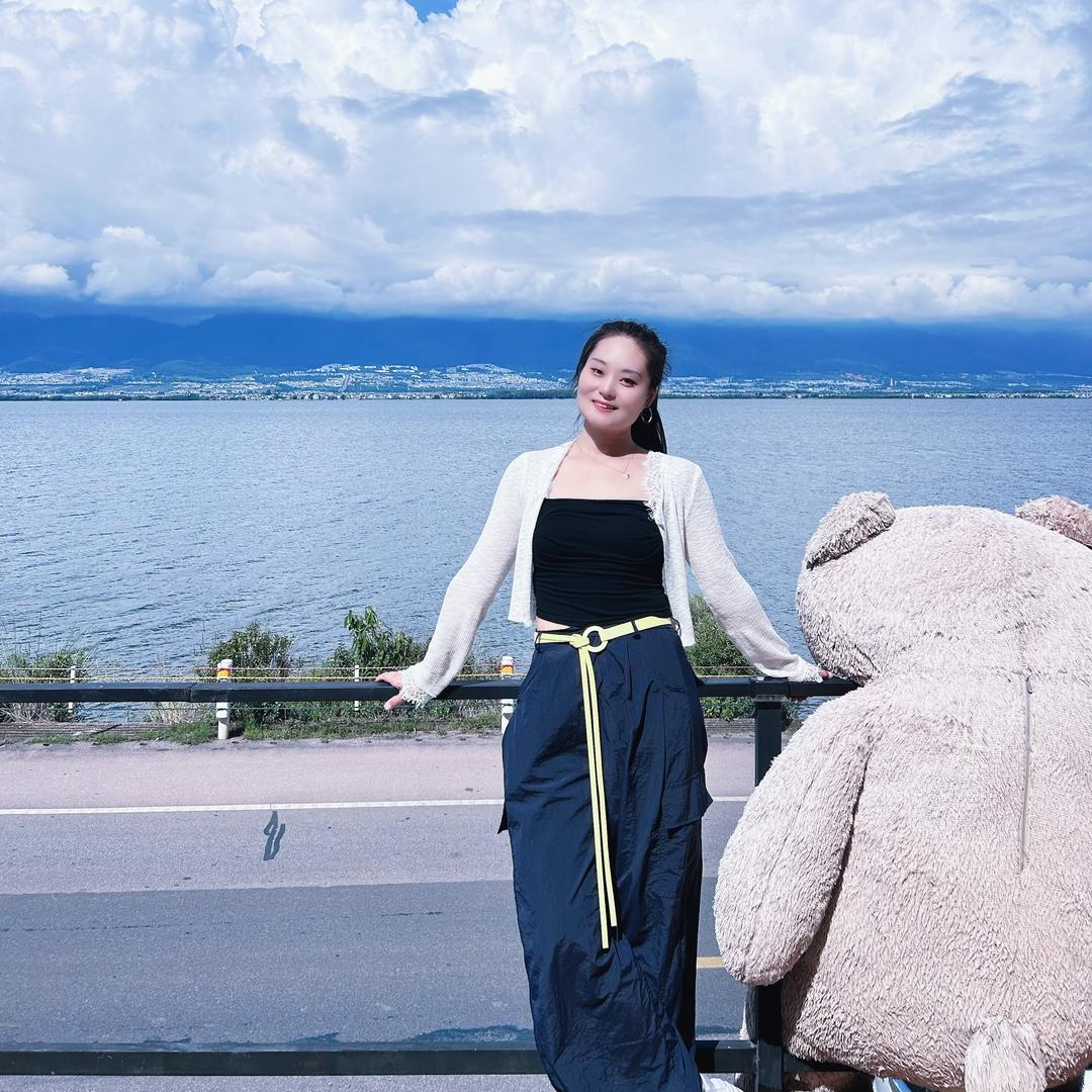 主持人苏妹🌻（不忘初心）
