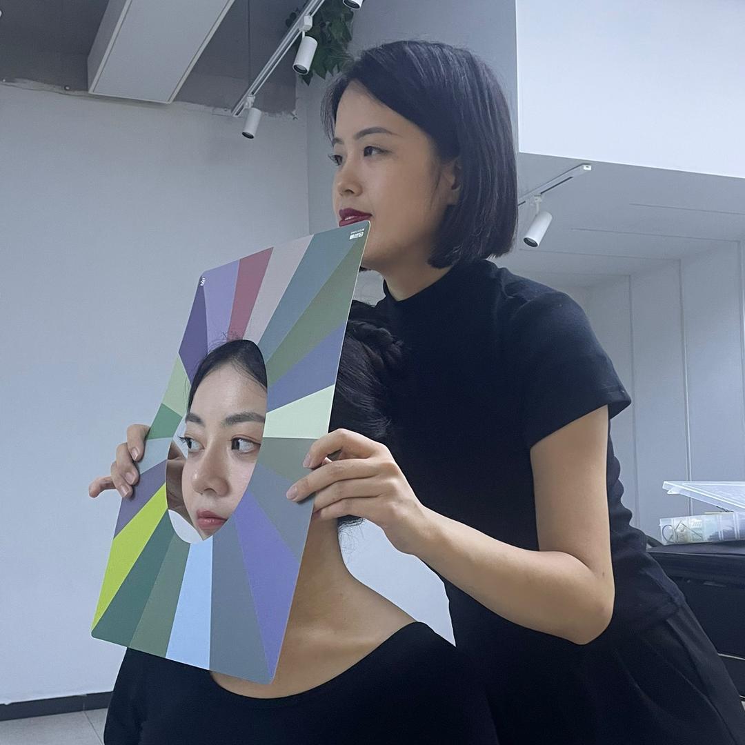 IN STAR女生烫染店