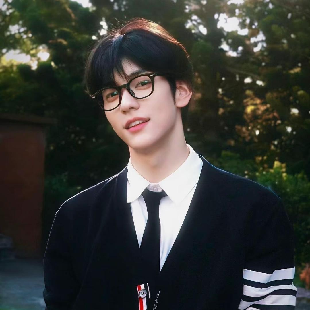 爱上崔秀彬如呼吸般简单🩵