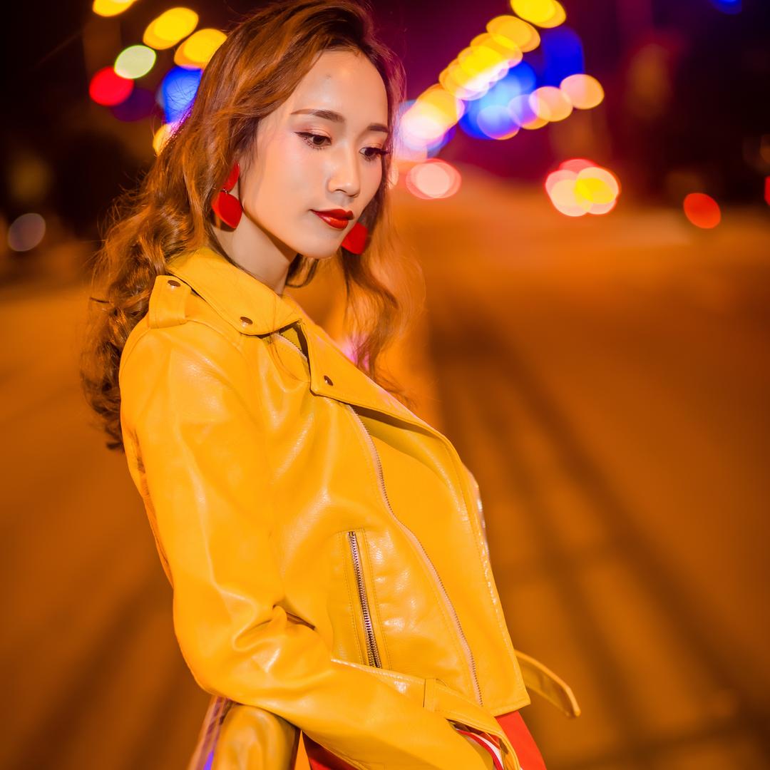 美发店老板娘小芳