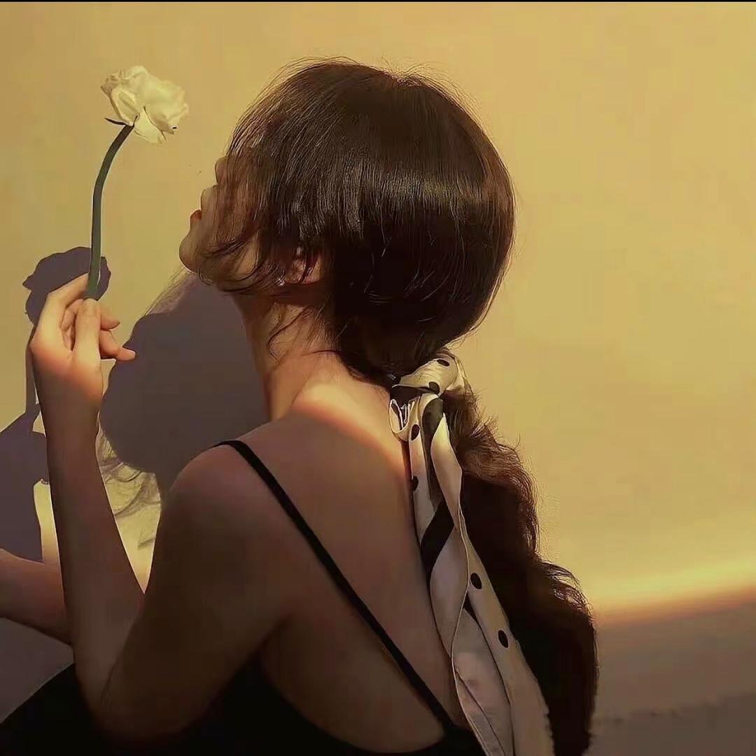 脸红咯..