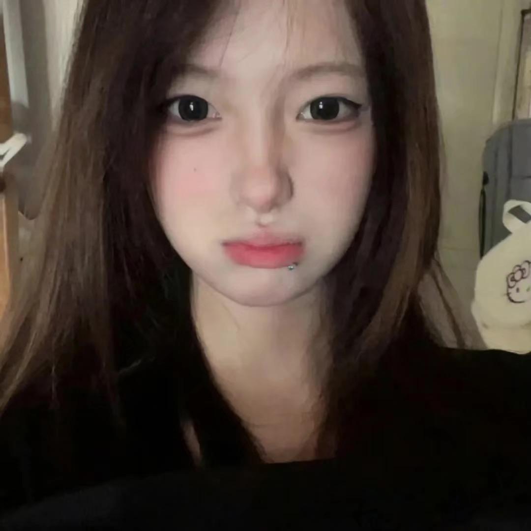 兔兔爱吃胡萝卜🥕