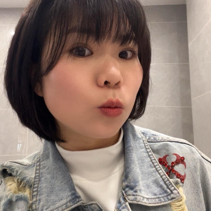荣小贝