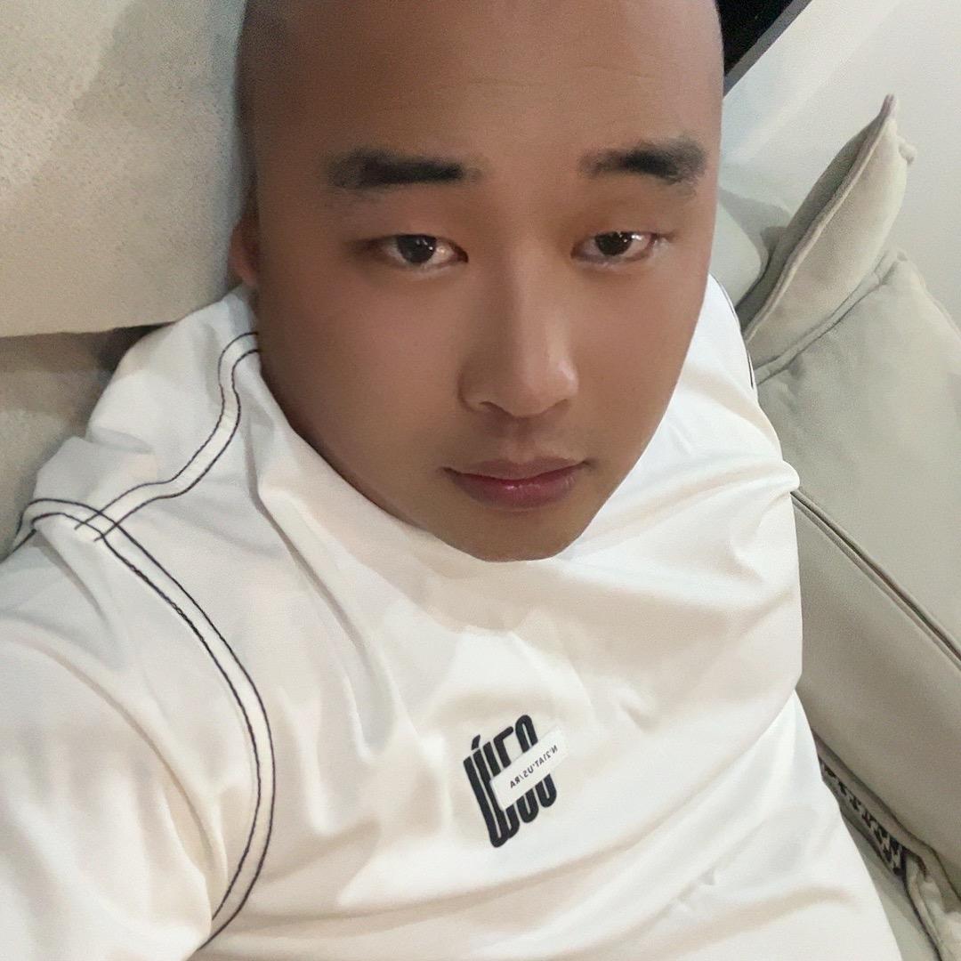 小三娃⁵²⁹⁹