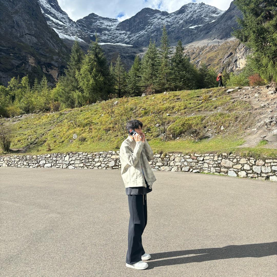 Zz的朋友圈🏎️
