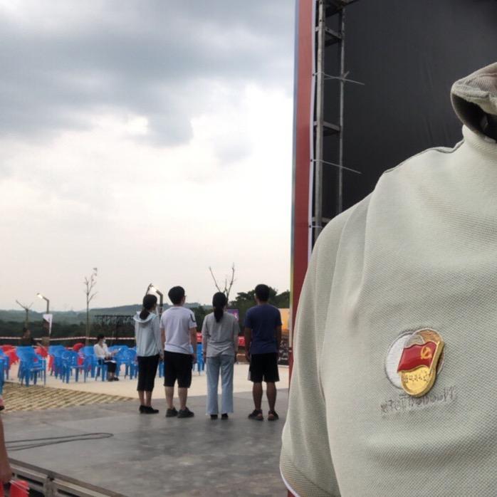 非遗传展人