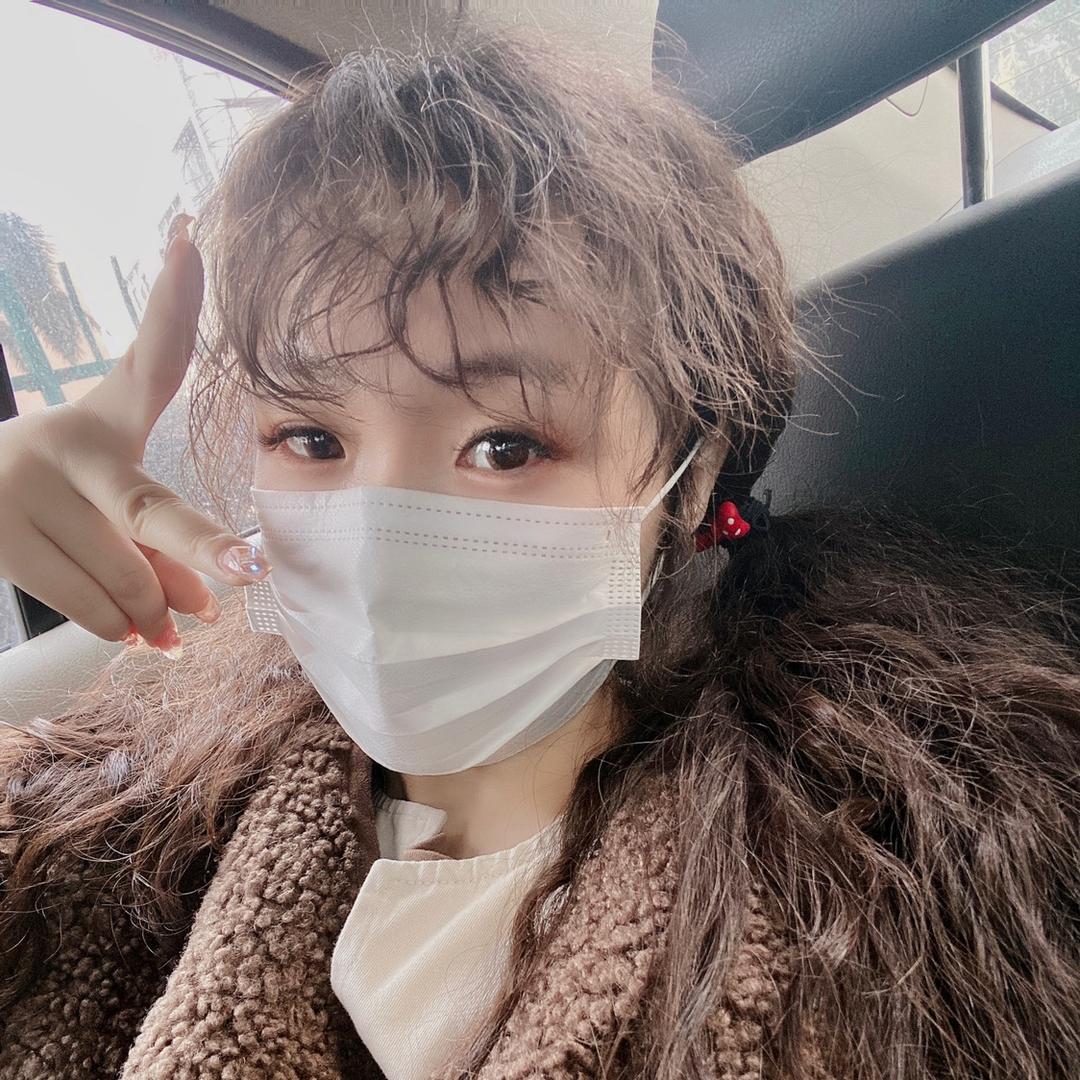我是小小小小婷婷呀