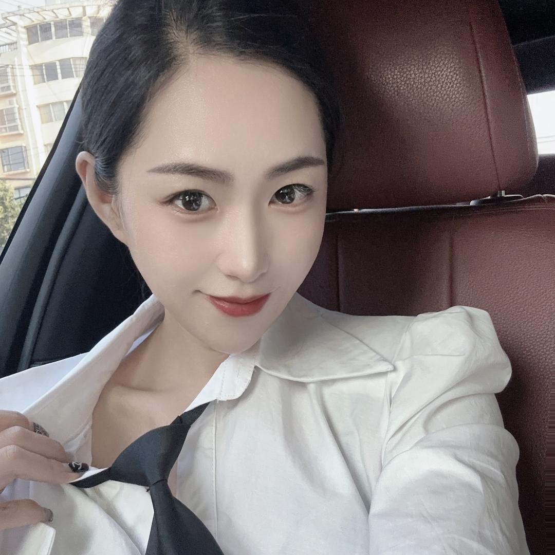 º⁶¹⁶ Lily -🧡