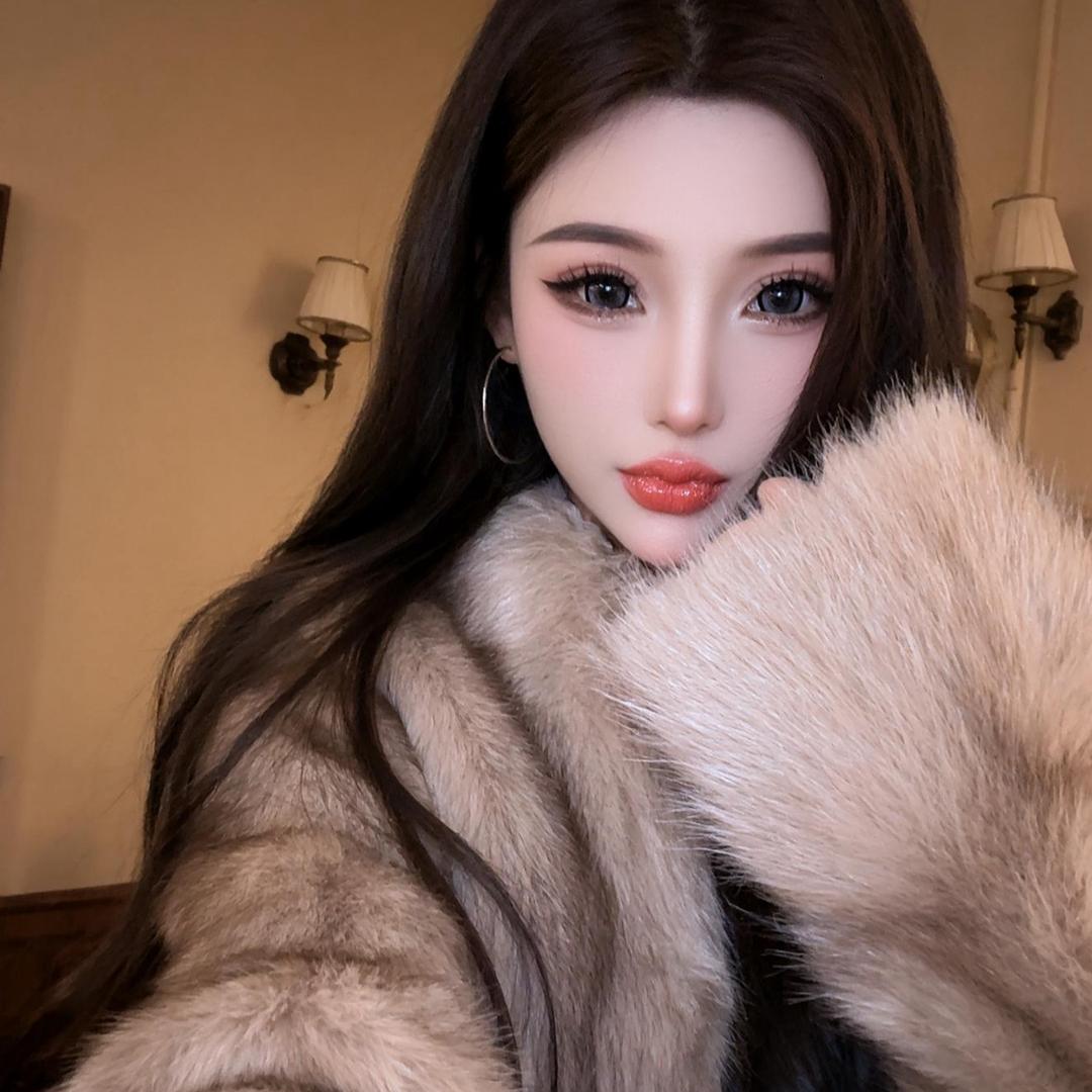 菲儿 大长腿🌟