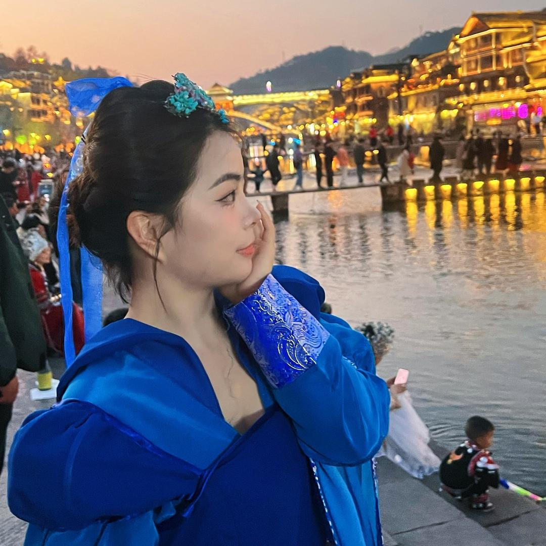 🌟体育馆店艾公馆（大宝）