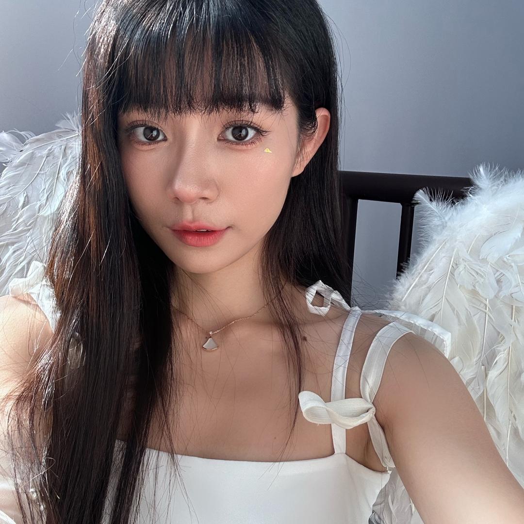 爱美的纯崽崽