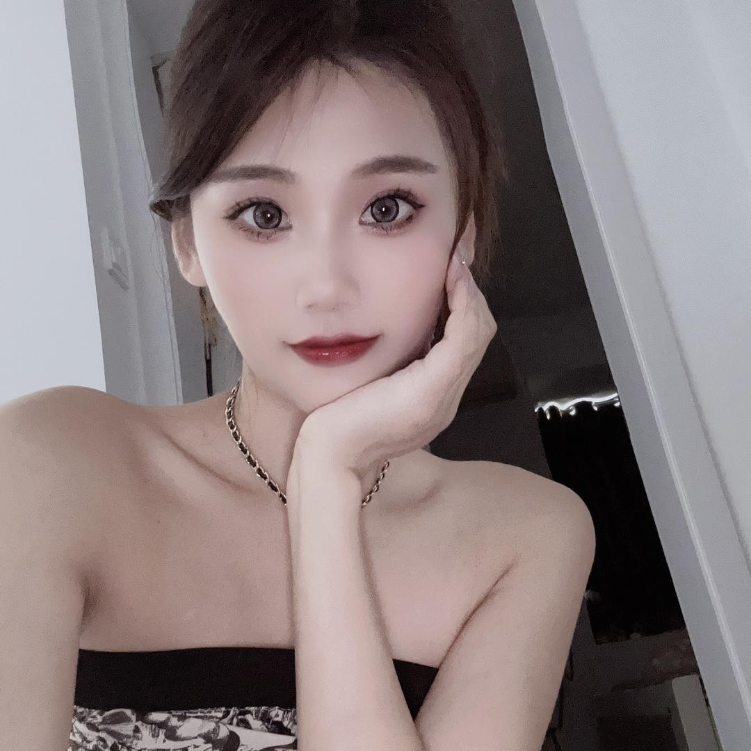 小Wang不吃香菜、