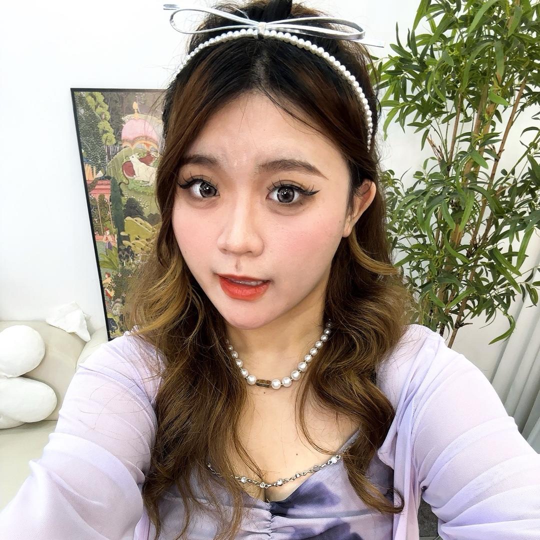 微胖的小丽