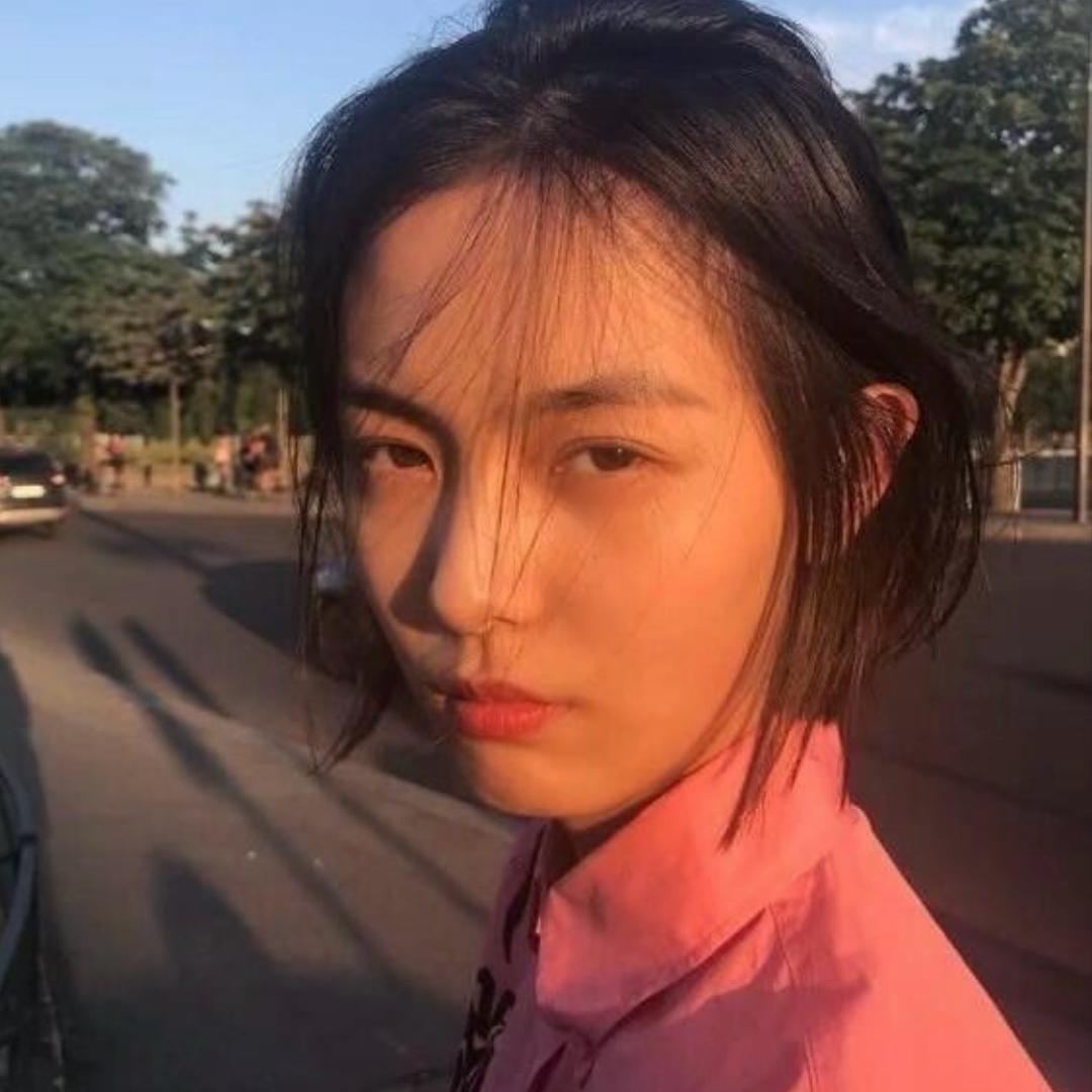 妤点咸鱼