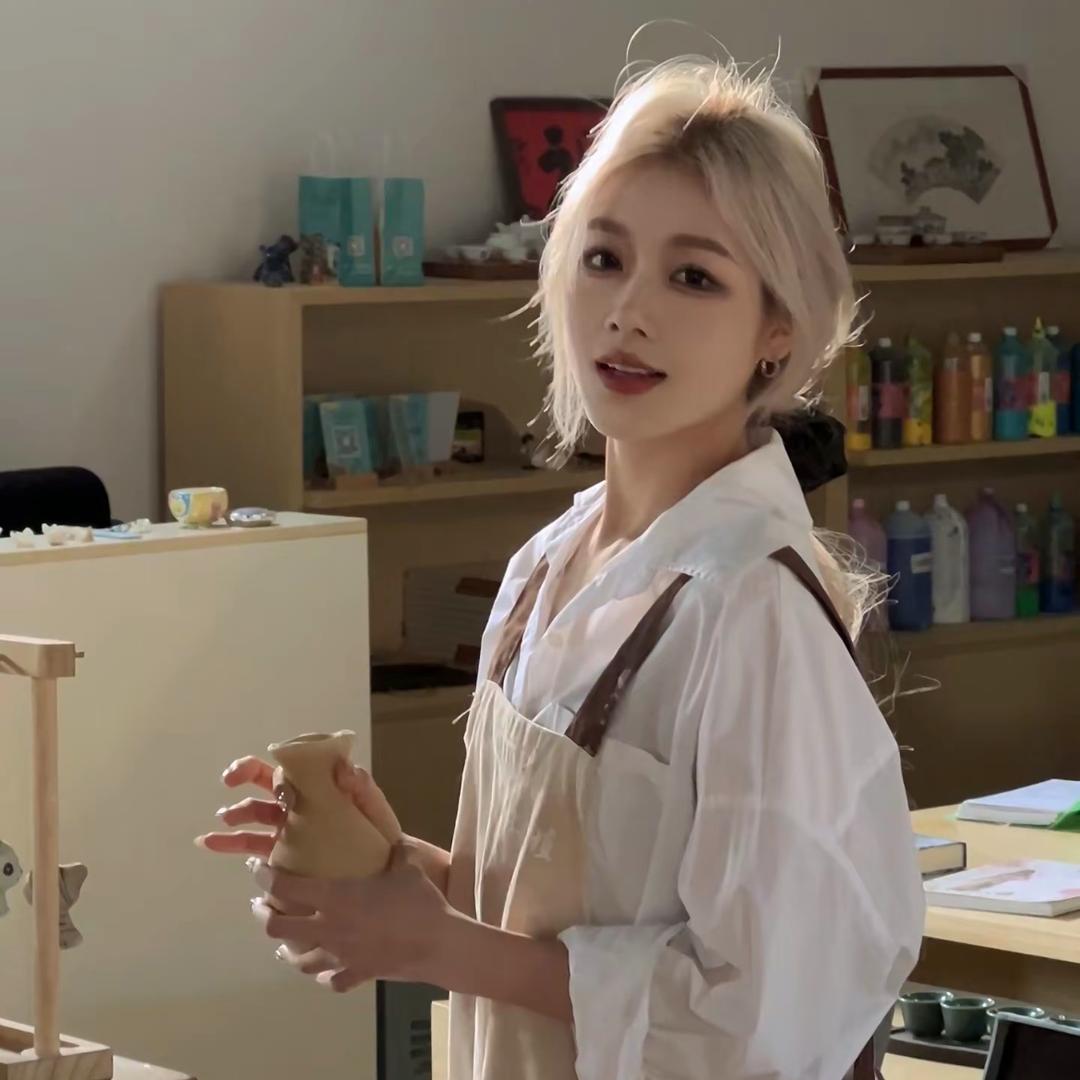 江