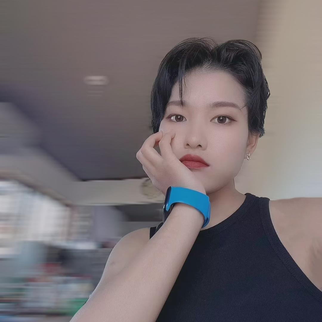 李小黑、