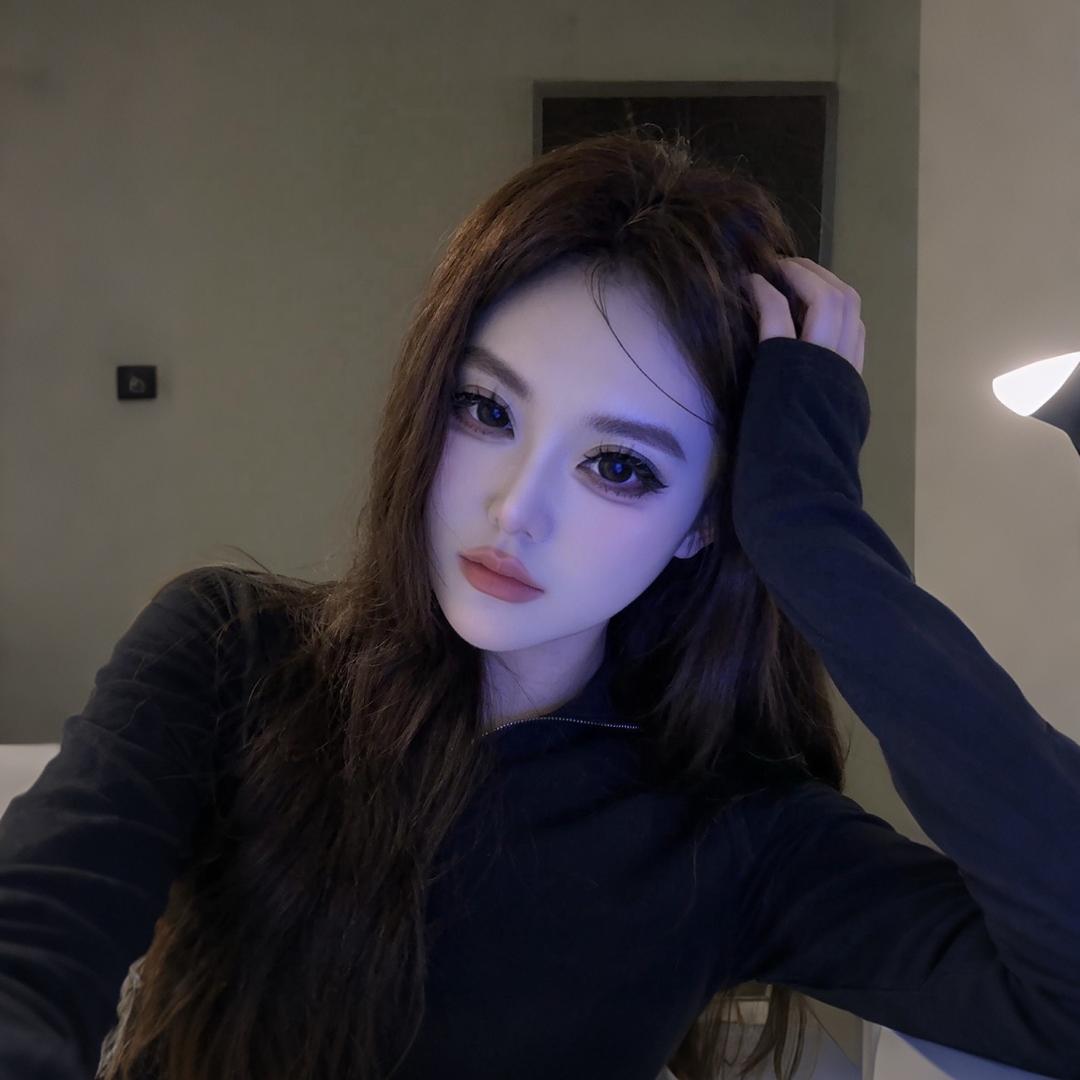 深情小美