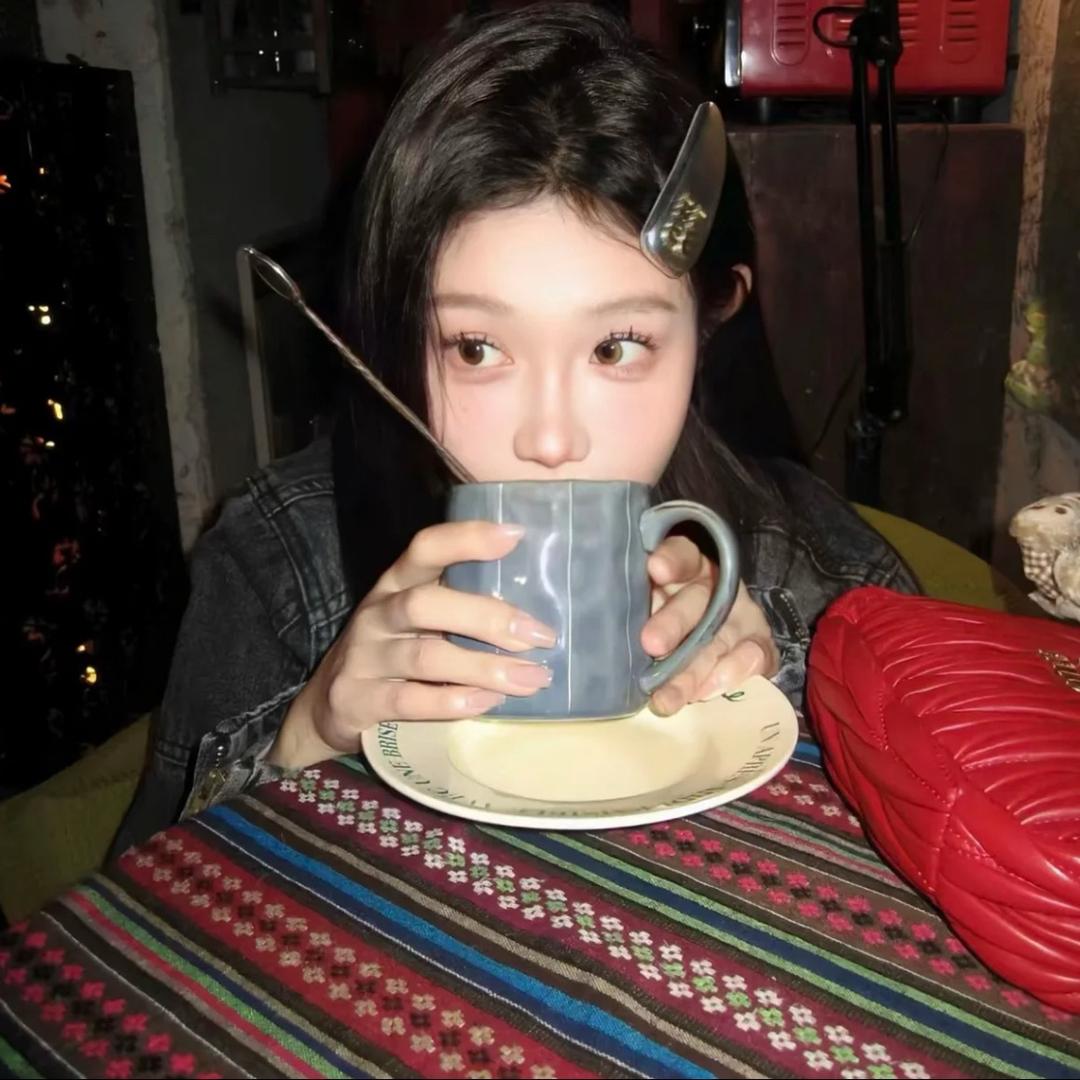 欢醺酒馆NPC.怡宝
