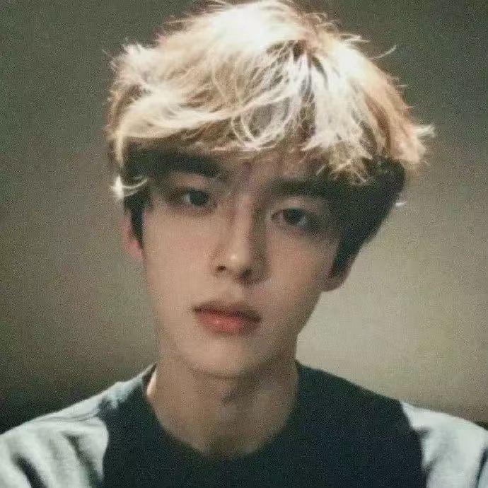 🌈゛得鹿梦鱼°