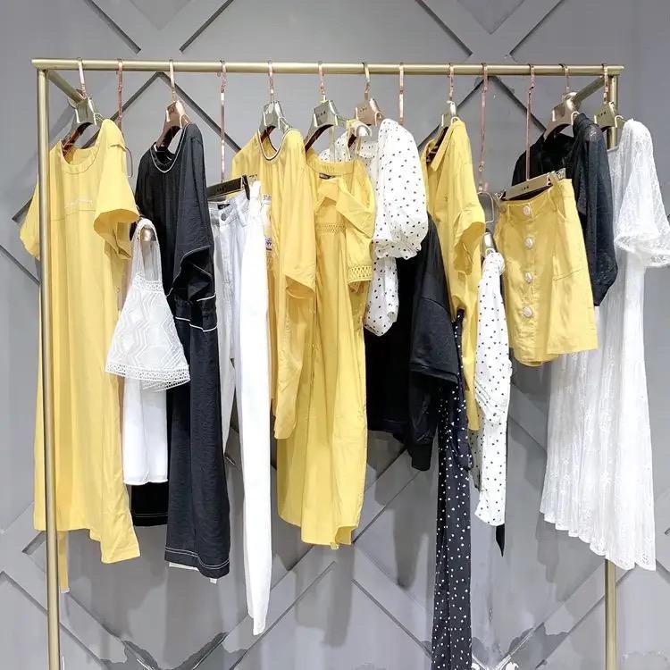 静静时尚女装服饰