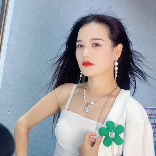 色素清洗小娟