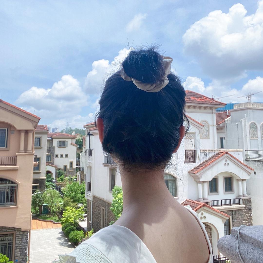 小妮子在剁手