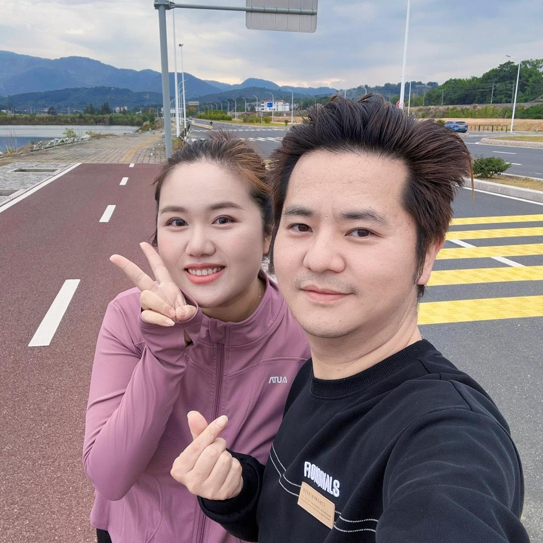 高大美（要瘦95斤）