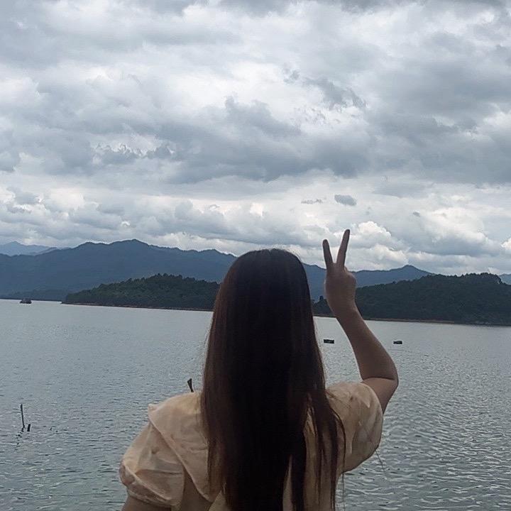 H...｡