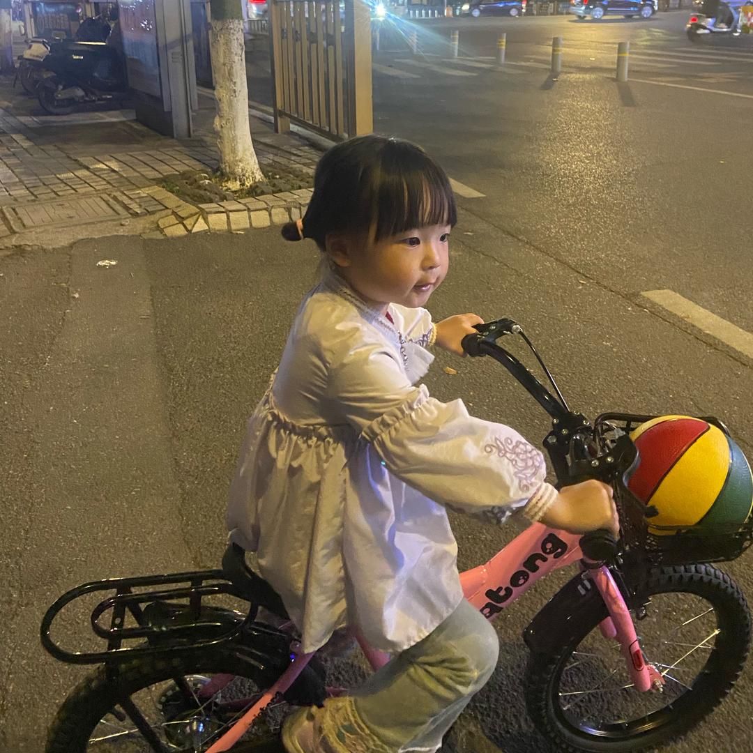 洛洛