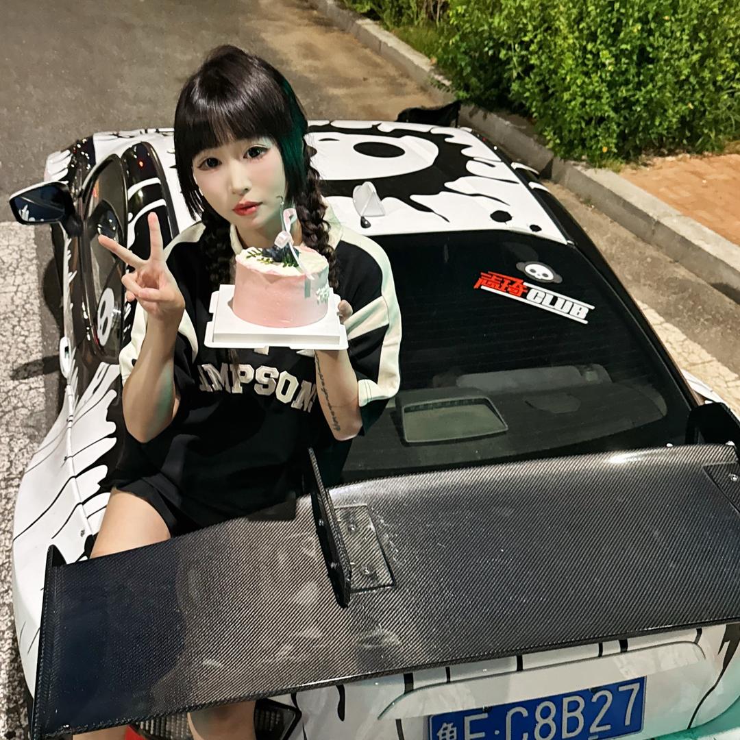 🖤🤍 宁小狞 🤍🖤