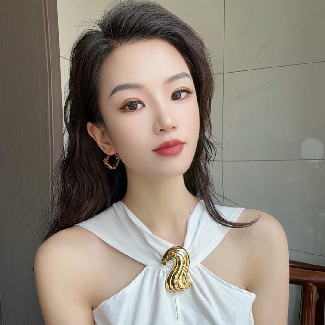 吕明霞肌语科技美肤