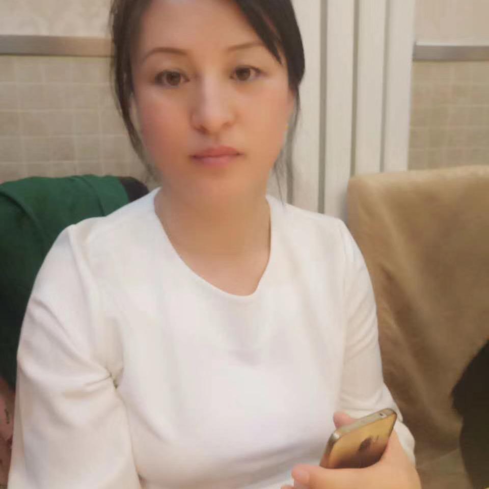 往事随风，69年，回族。