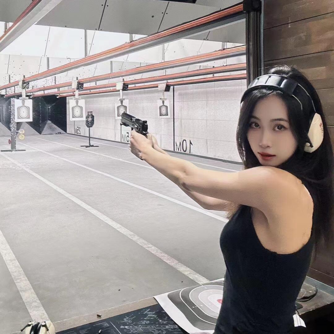 赫尤羽百货
