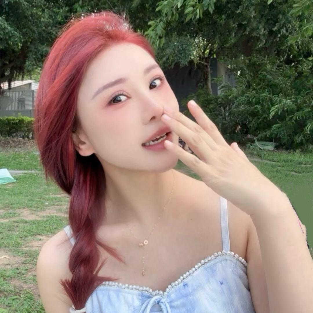 Y.小姐日常