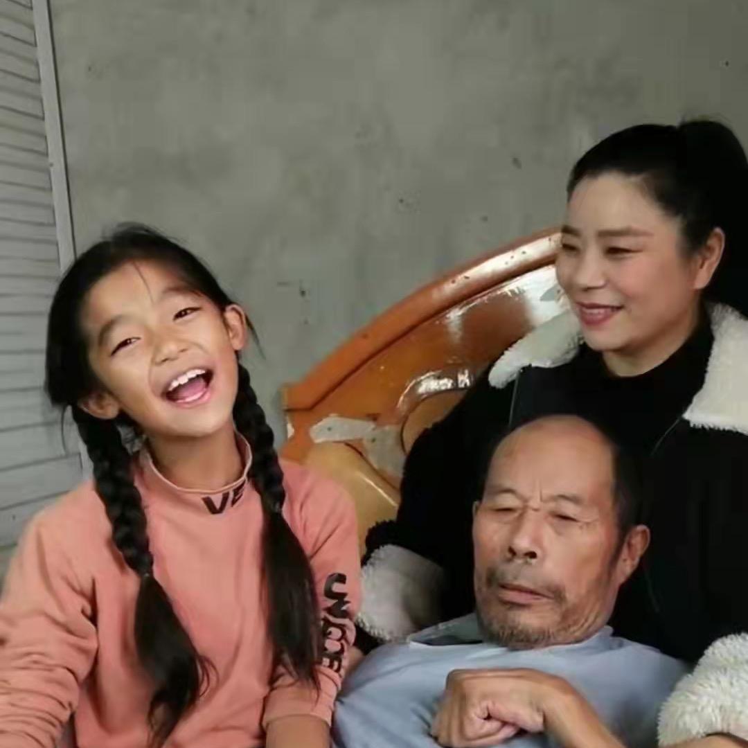 小凡和姑姑