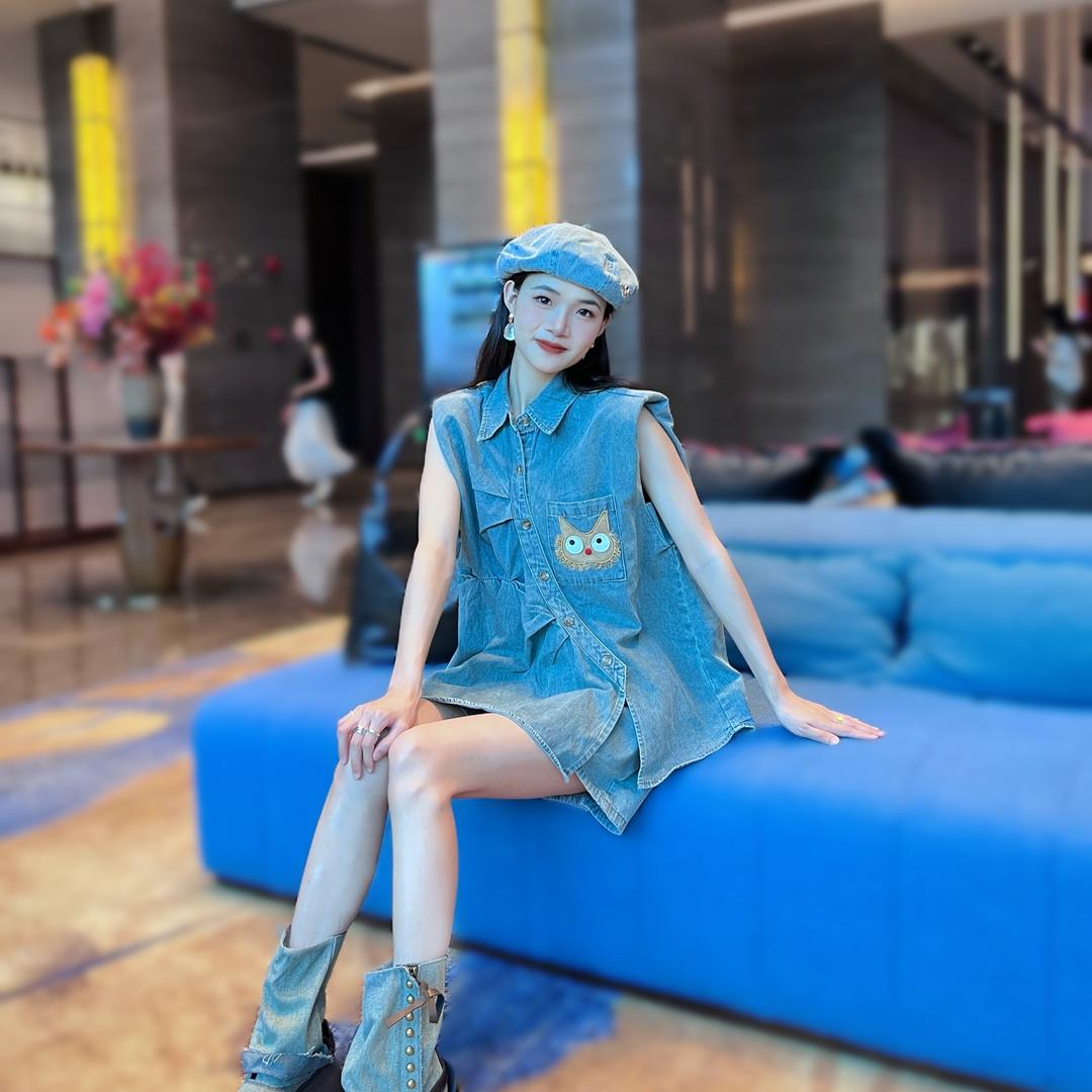 雅妍服饰