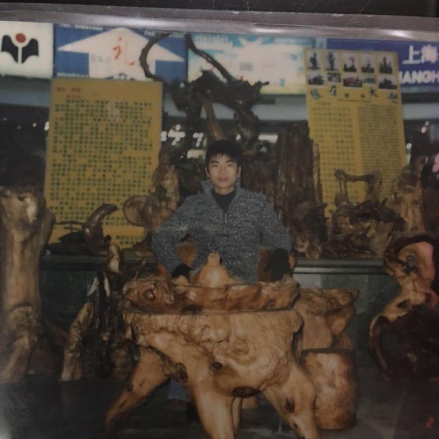 佛山市禅城区茱蜜斯化妆品店