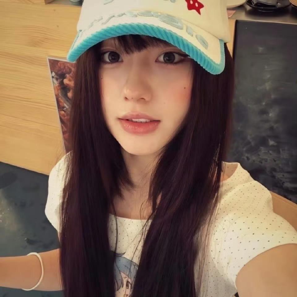她没我可爱耶