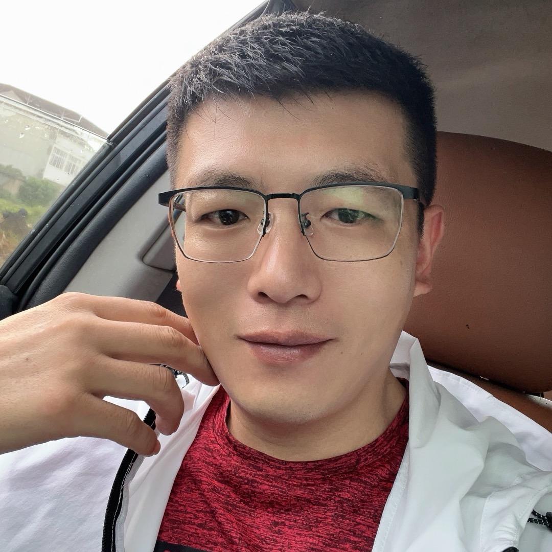 A.ZZ周周酱