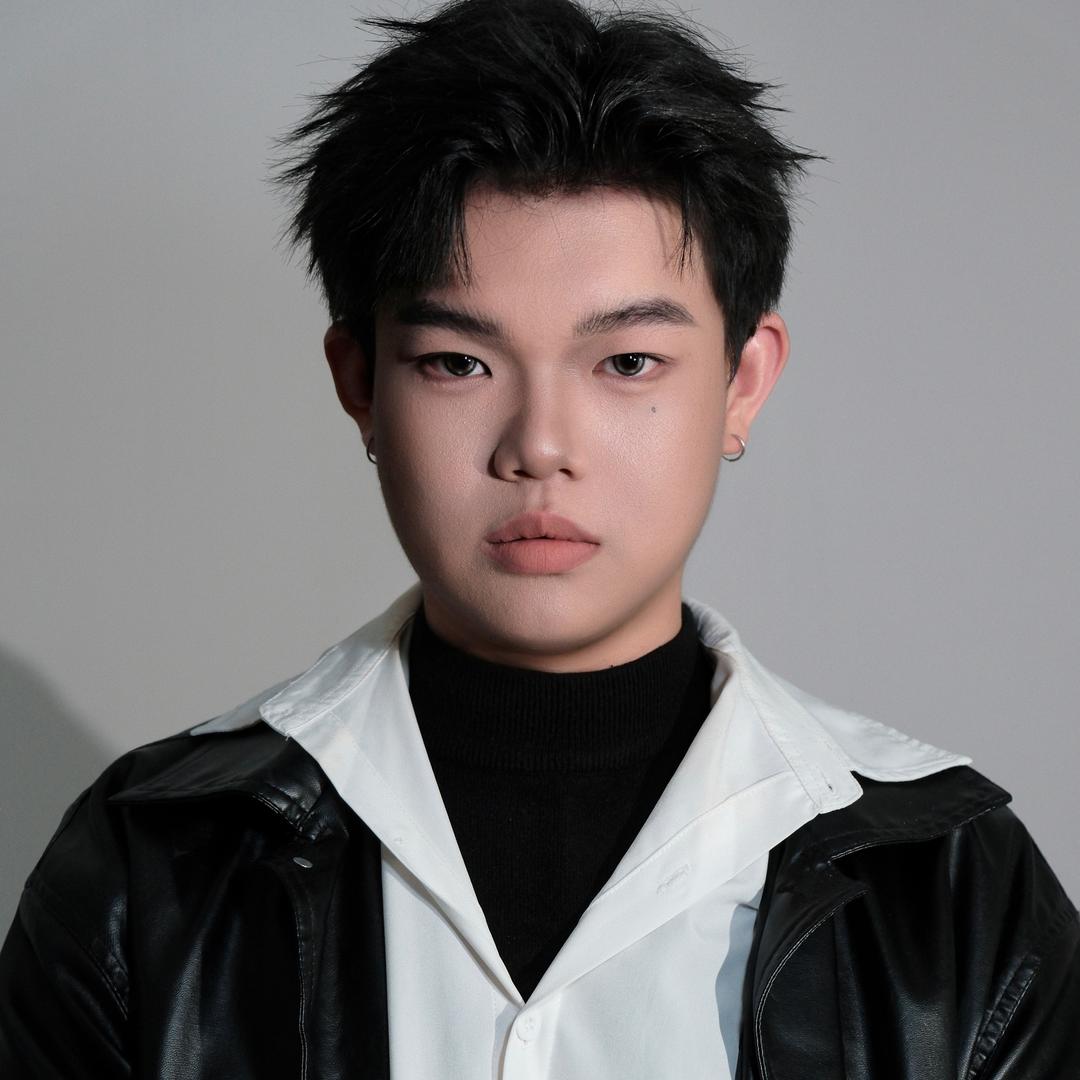 化妆师_松潞SONG LU