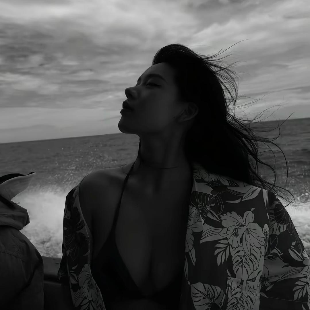 两坨子神不神得住.🖤