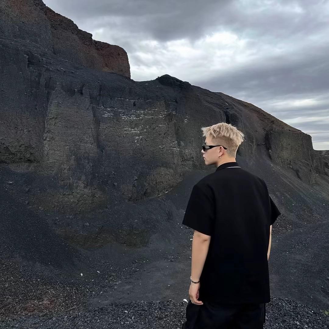 🕉
