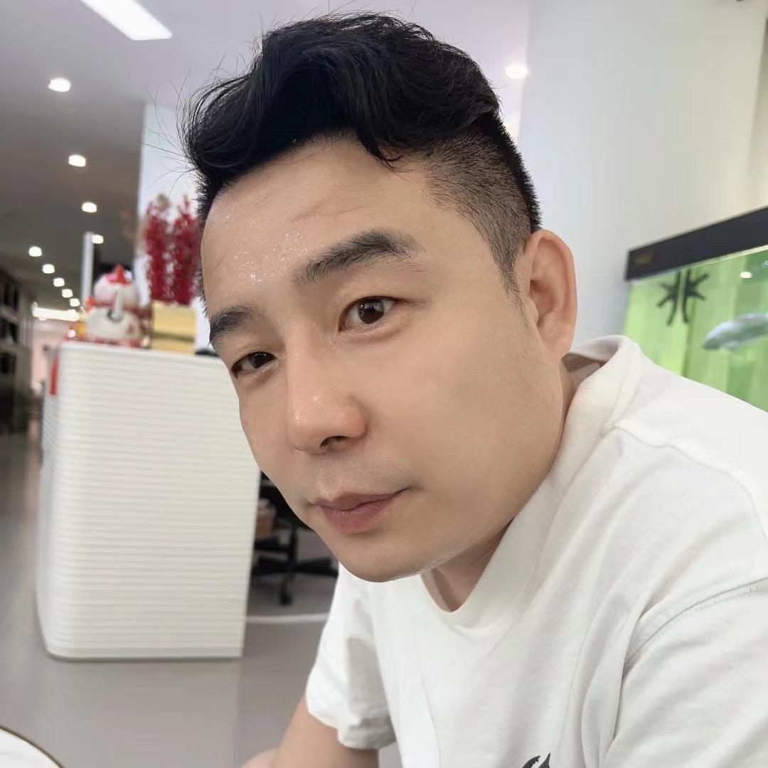 不务正业的大叔