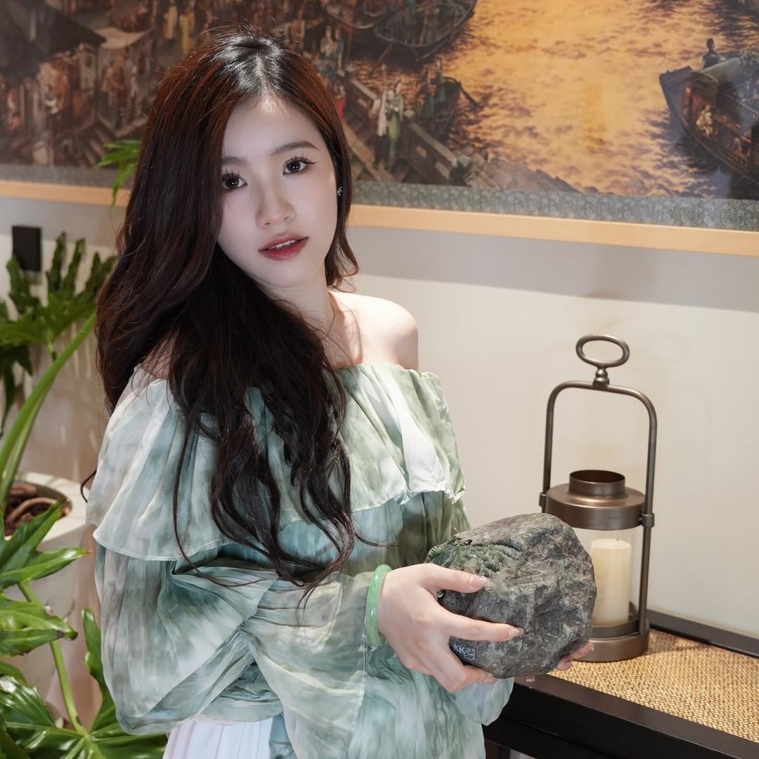 笑笑翡翠甄选