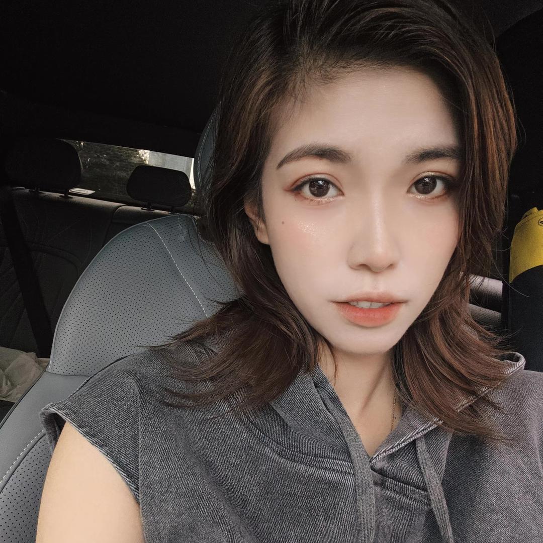 瑶瑶奈斯百货